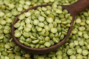 Petits pois secs sont des féculents