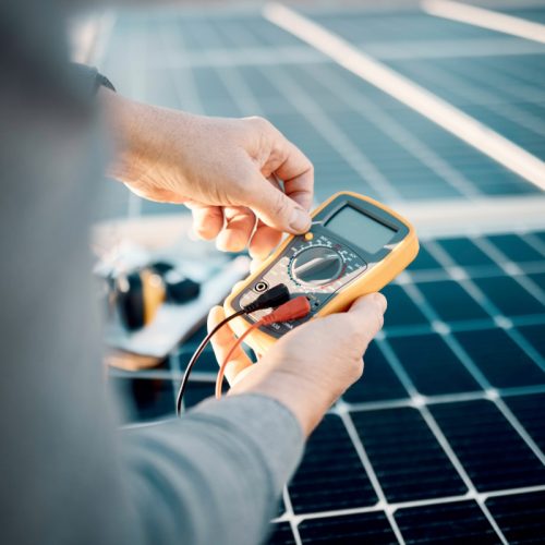 Comment tester un panneau solaire avec un multimètre