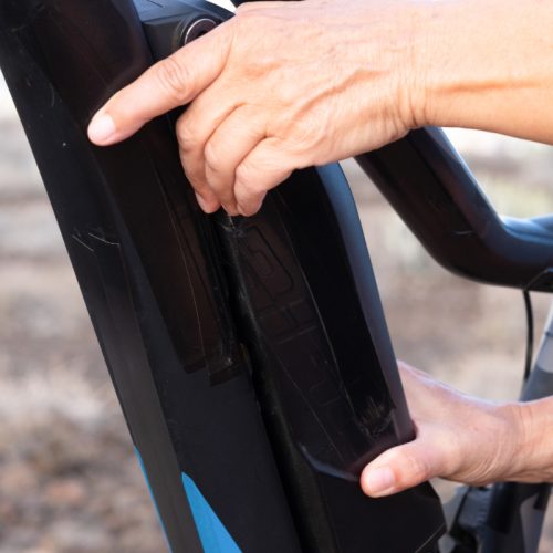 Je n&rsquo;arrive pas à enlever la batterie de mon vélo
